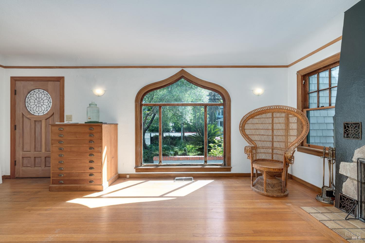6641-6641A Yount Street Yountville CA 94599