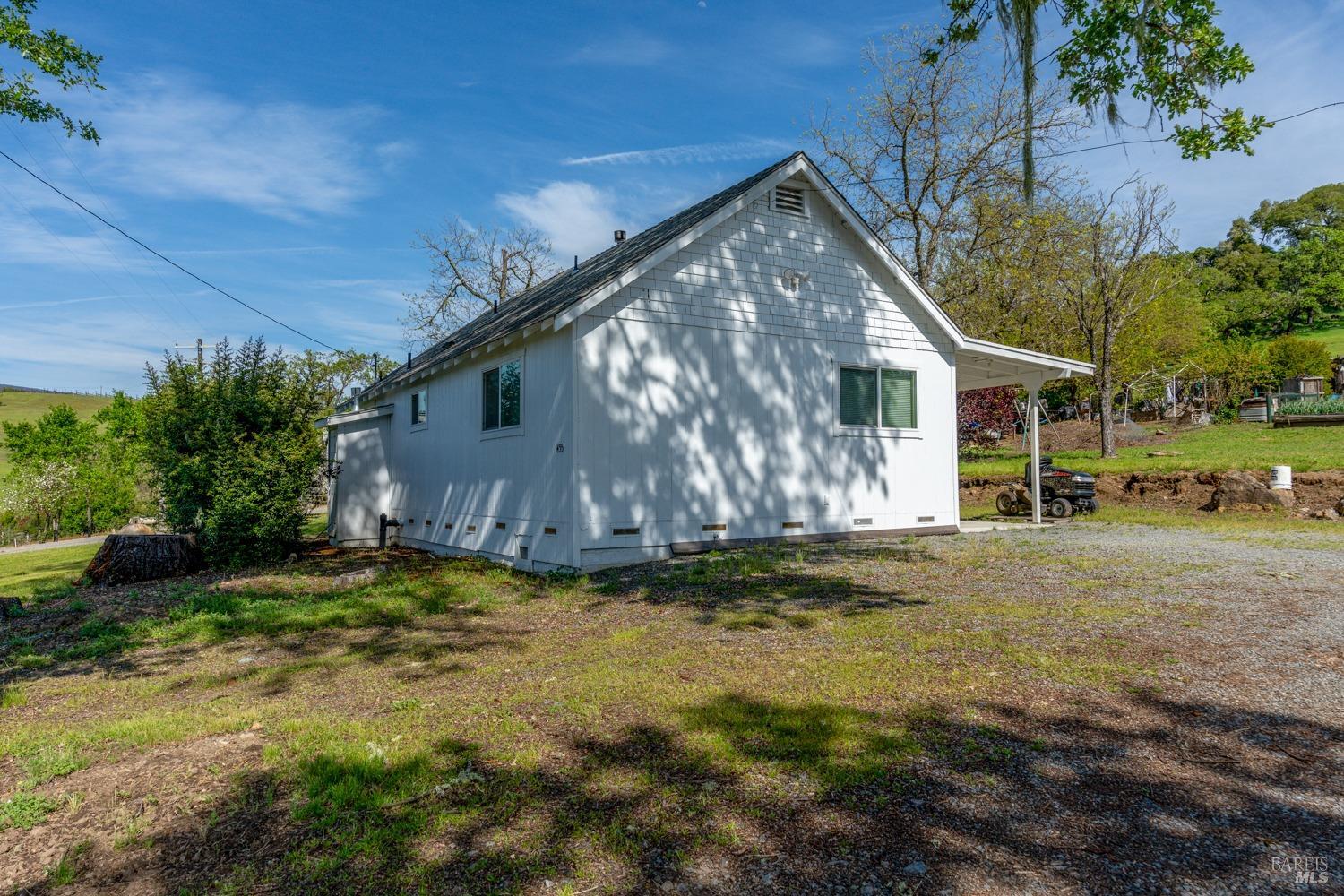 14495 Old River Road Hopland CA 95449