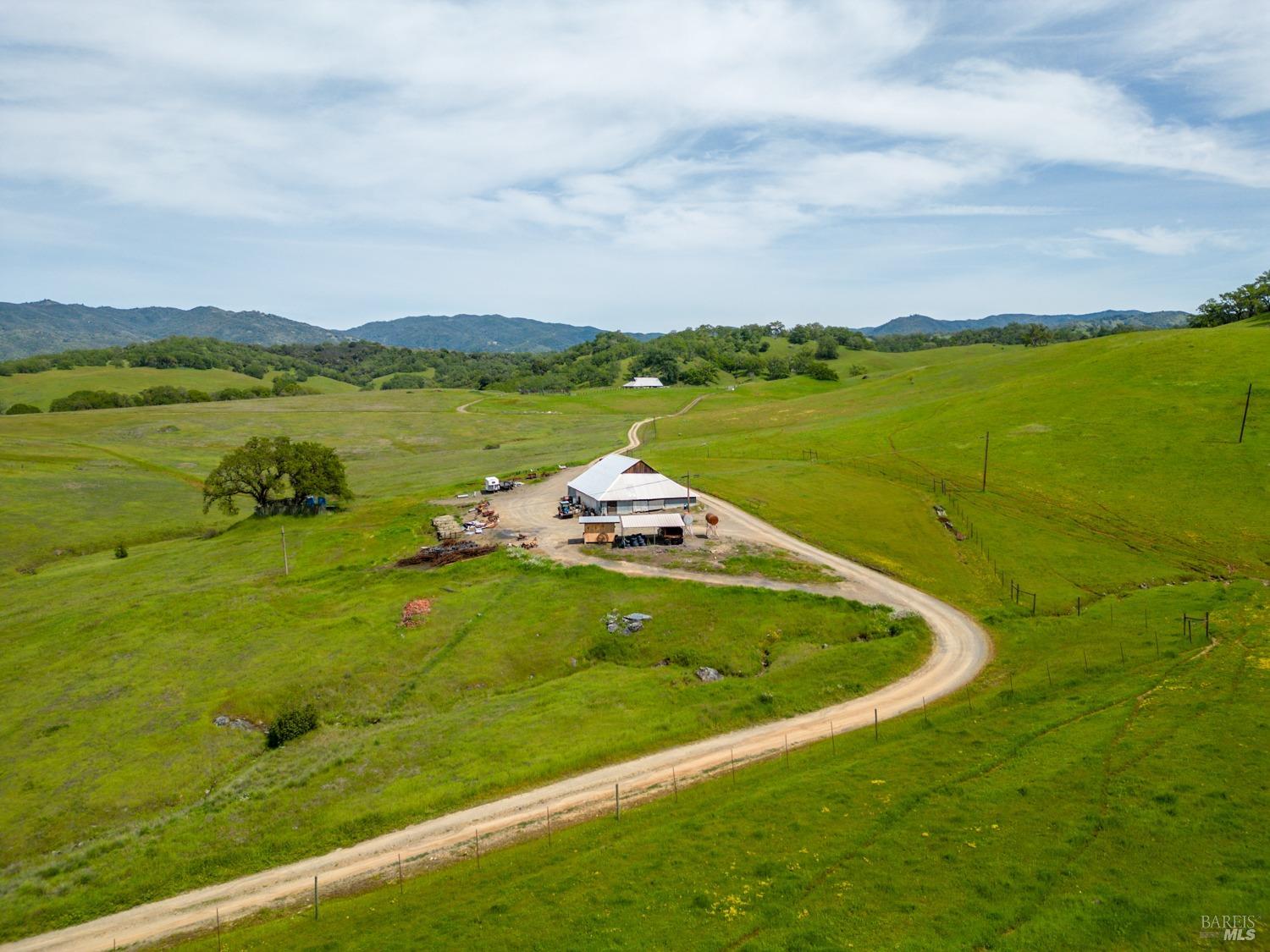 14495 Old River Road Hopland CA 95449