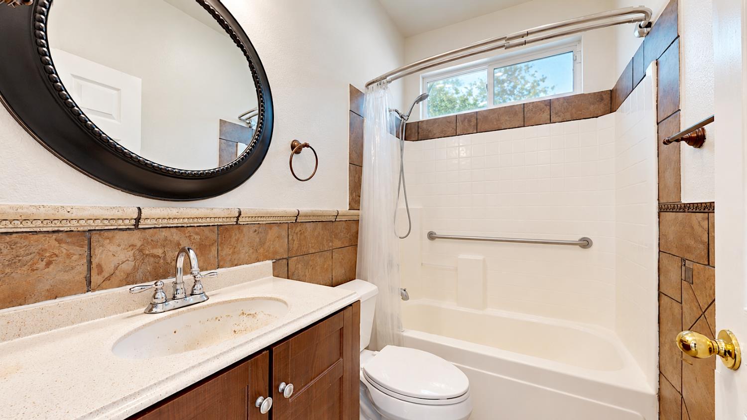 3818 Red Oak Lane Stockton CA 95205