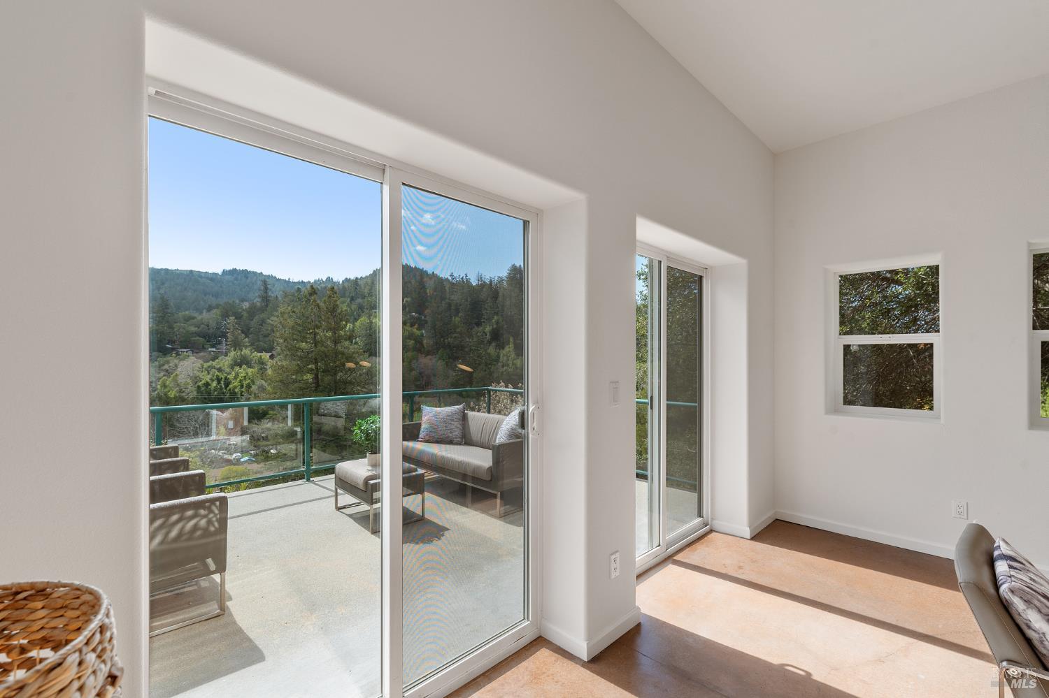 199 Central Avenue Woodacre CA 94973