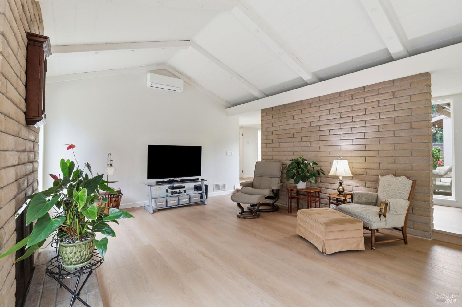240 Marin Oaks Drive Novato CA 94949