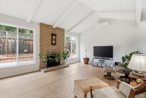 240 Marin Oaks Drive Novato CA 94949