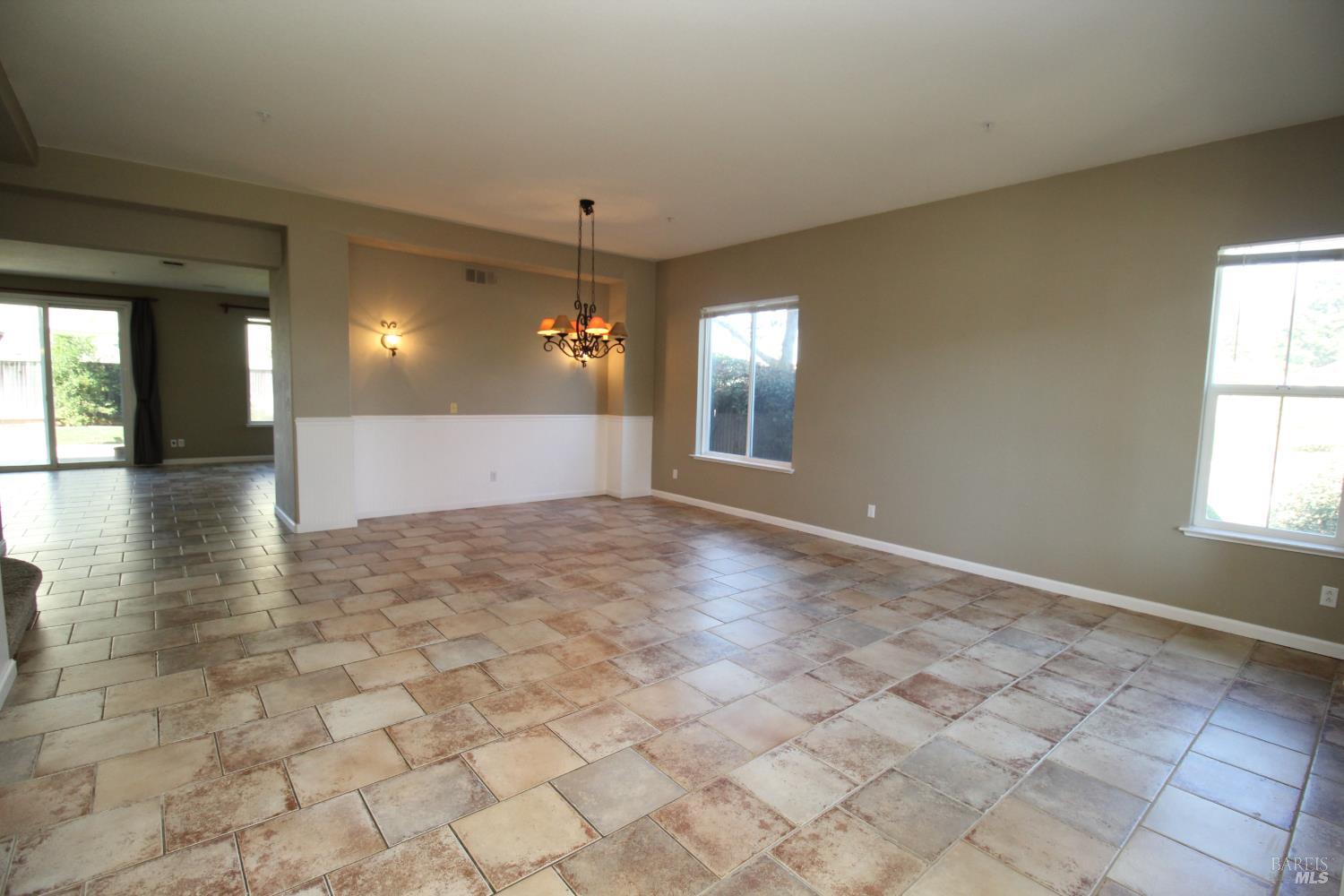 1000 Revelle Drive Dixon CA 95620