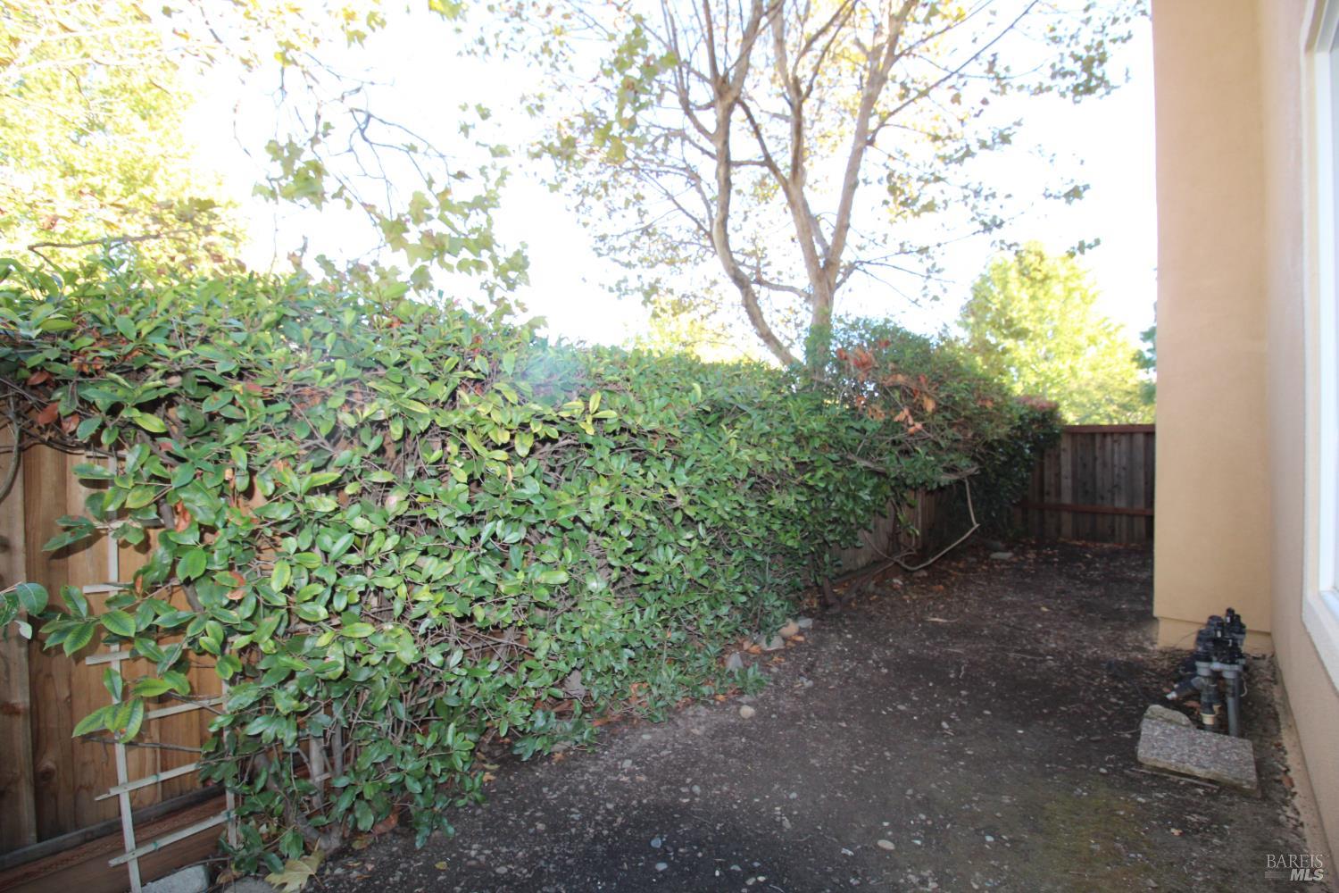 1000 Revelle Drive Dixon CA 95620