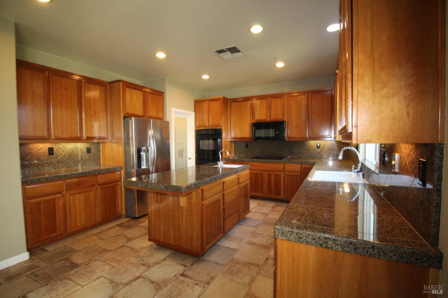1000 Revelle Drive Dixon CA 95620