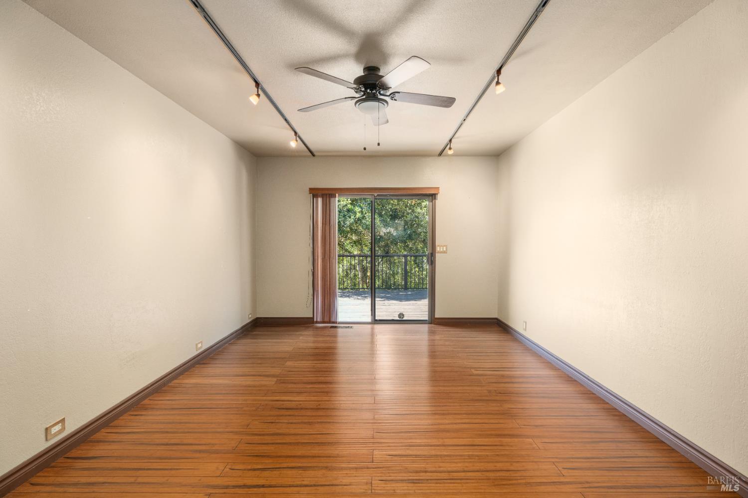 888 Watson Road Ukiah CA 95482