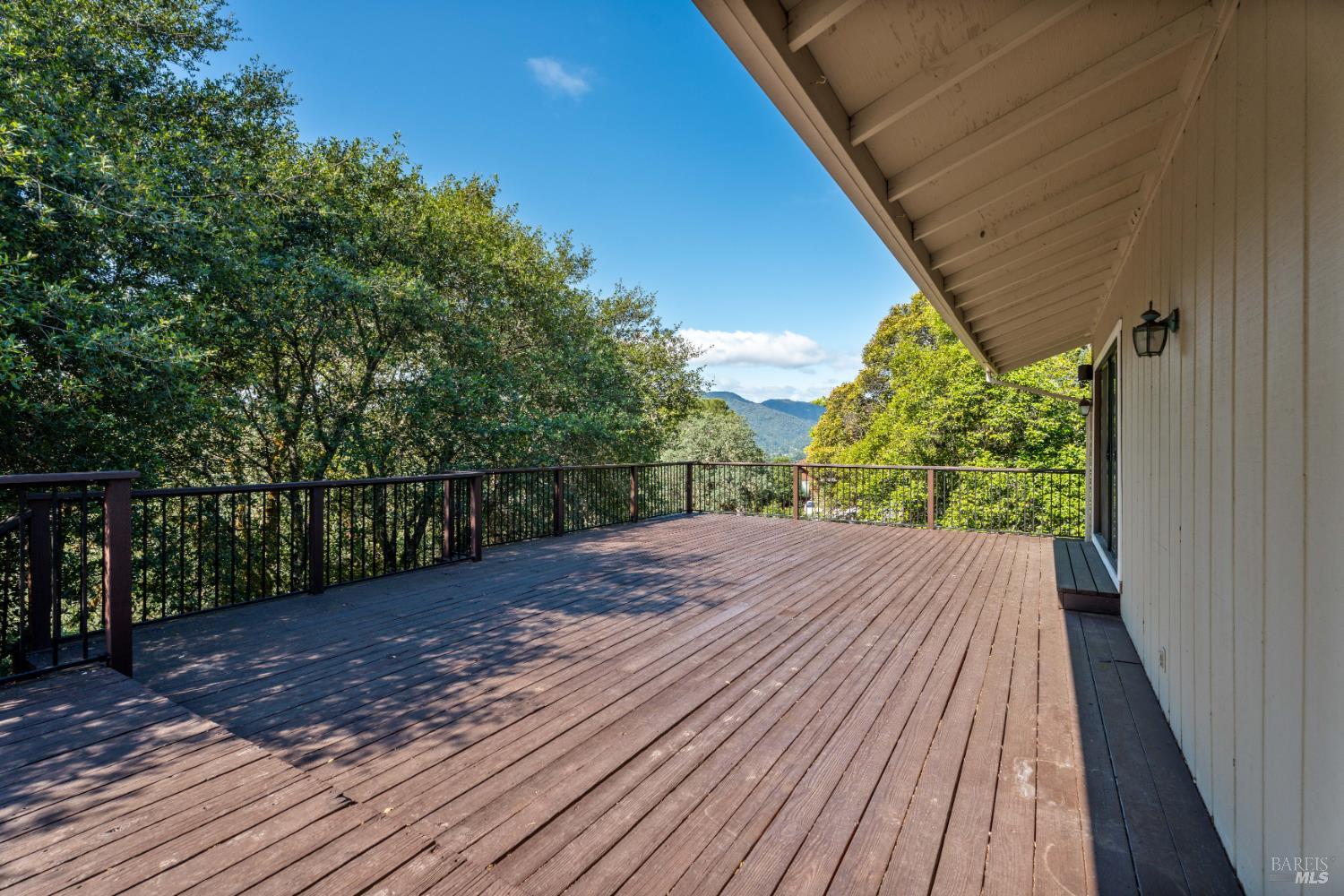 888 Watson Road Ukiah CA 95482