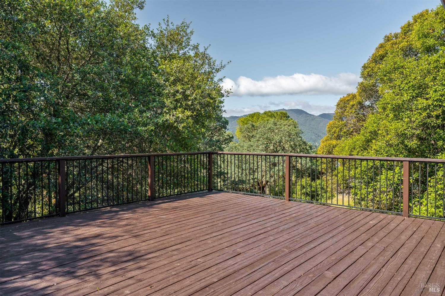 888 Watson Road Ukiah CA 95482