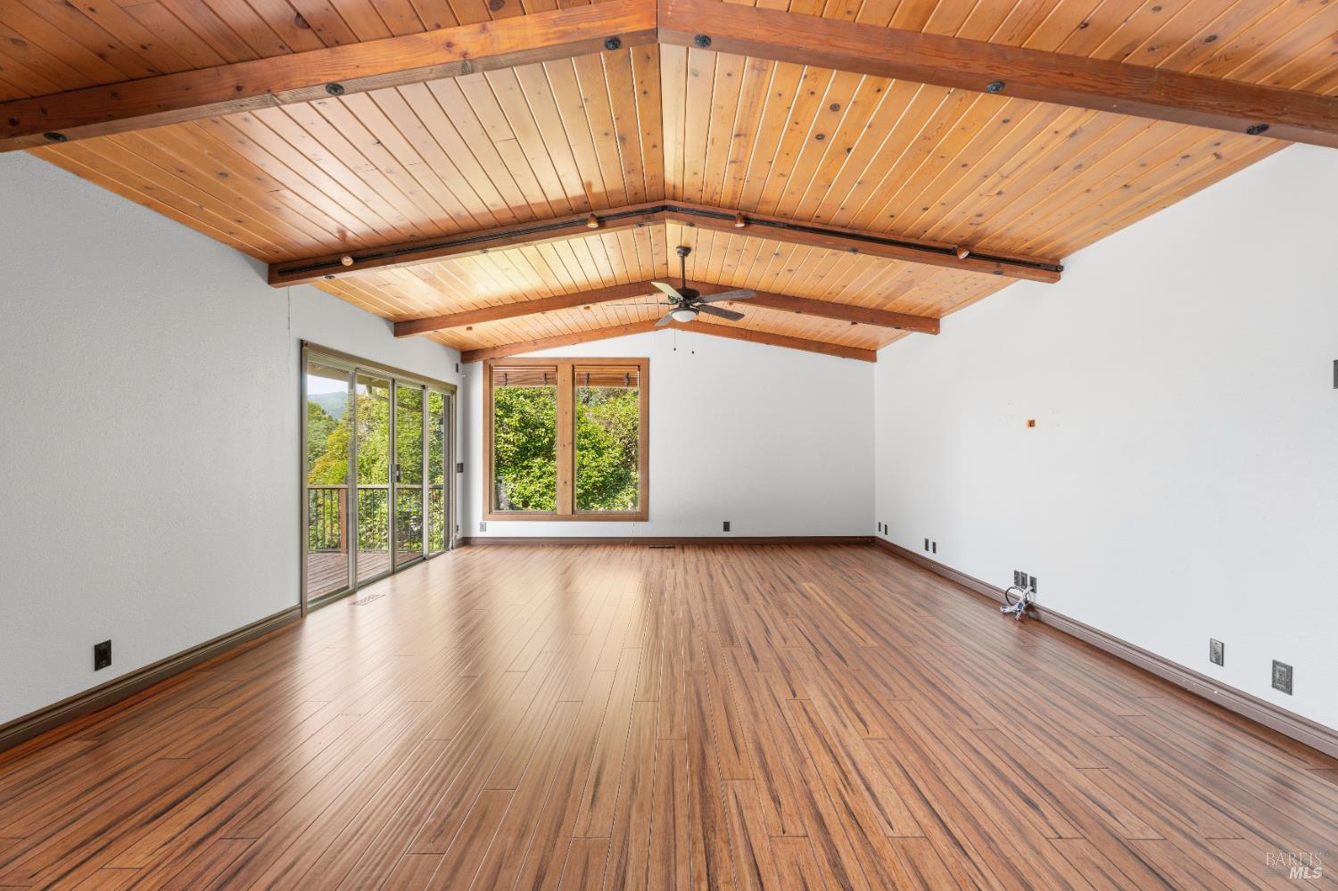 888 Watson Road Ukiah CA 95482