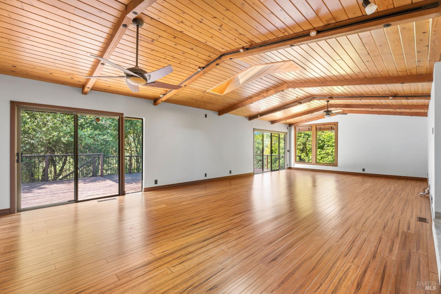 888 Watson Road Ukiah CA 95482