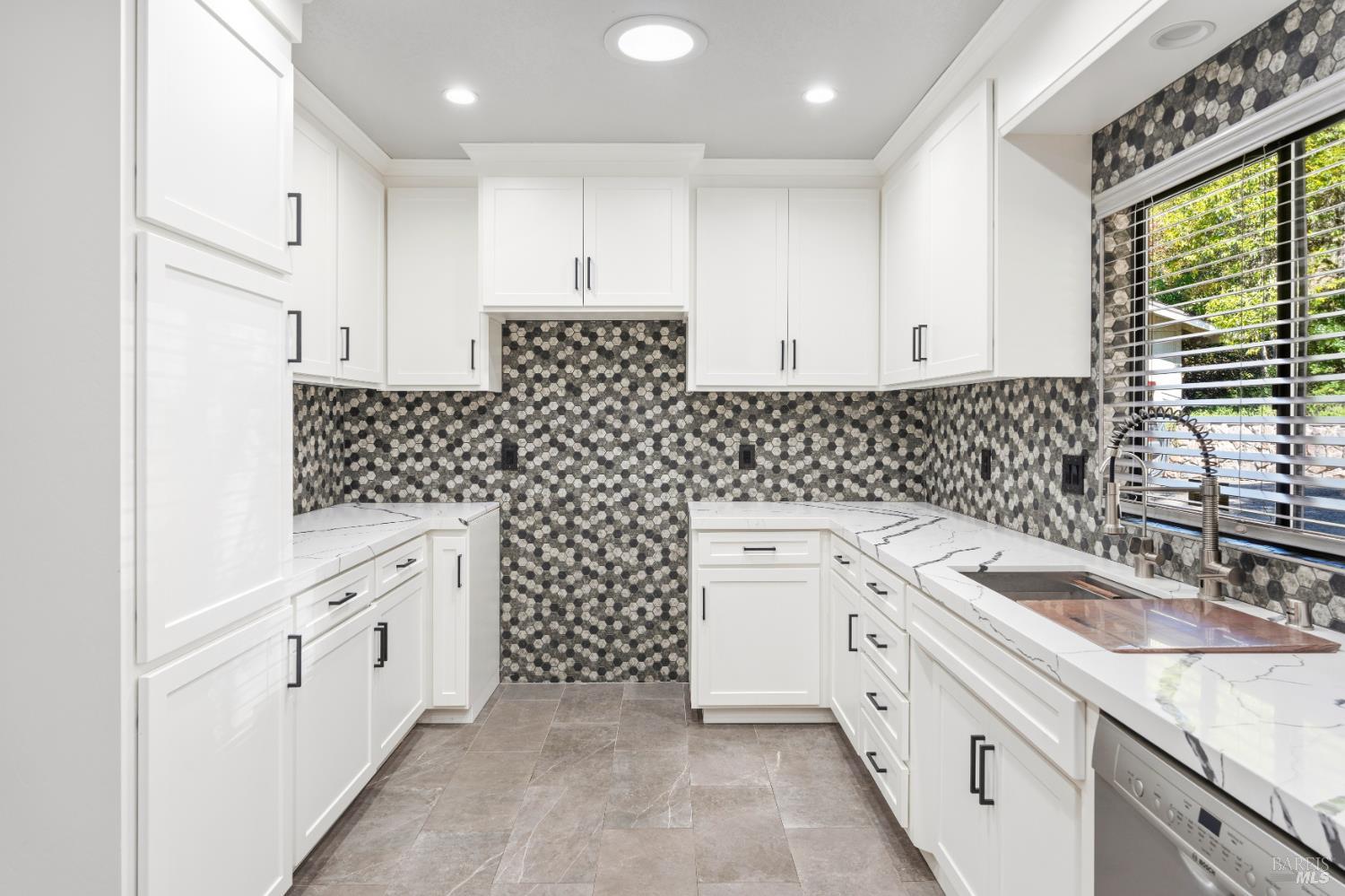 888 Watson Road Ukiah CA 95482