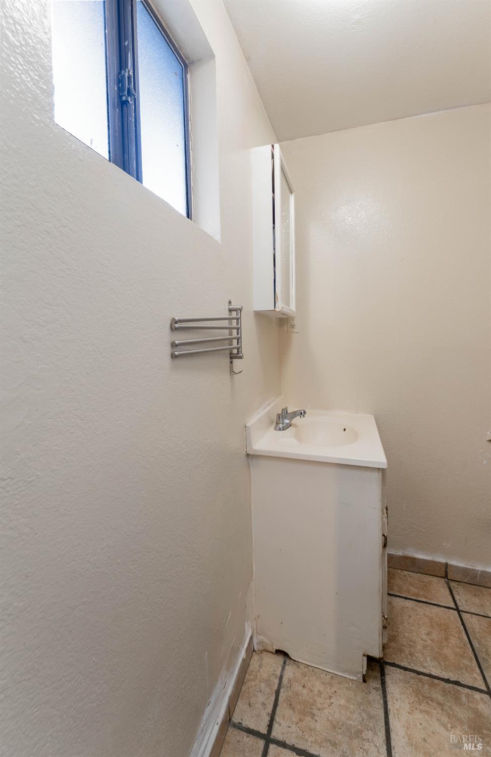 160 Gibson Street Ukiah CA 95482