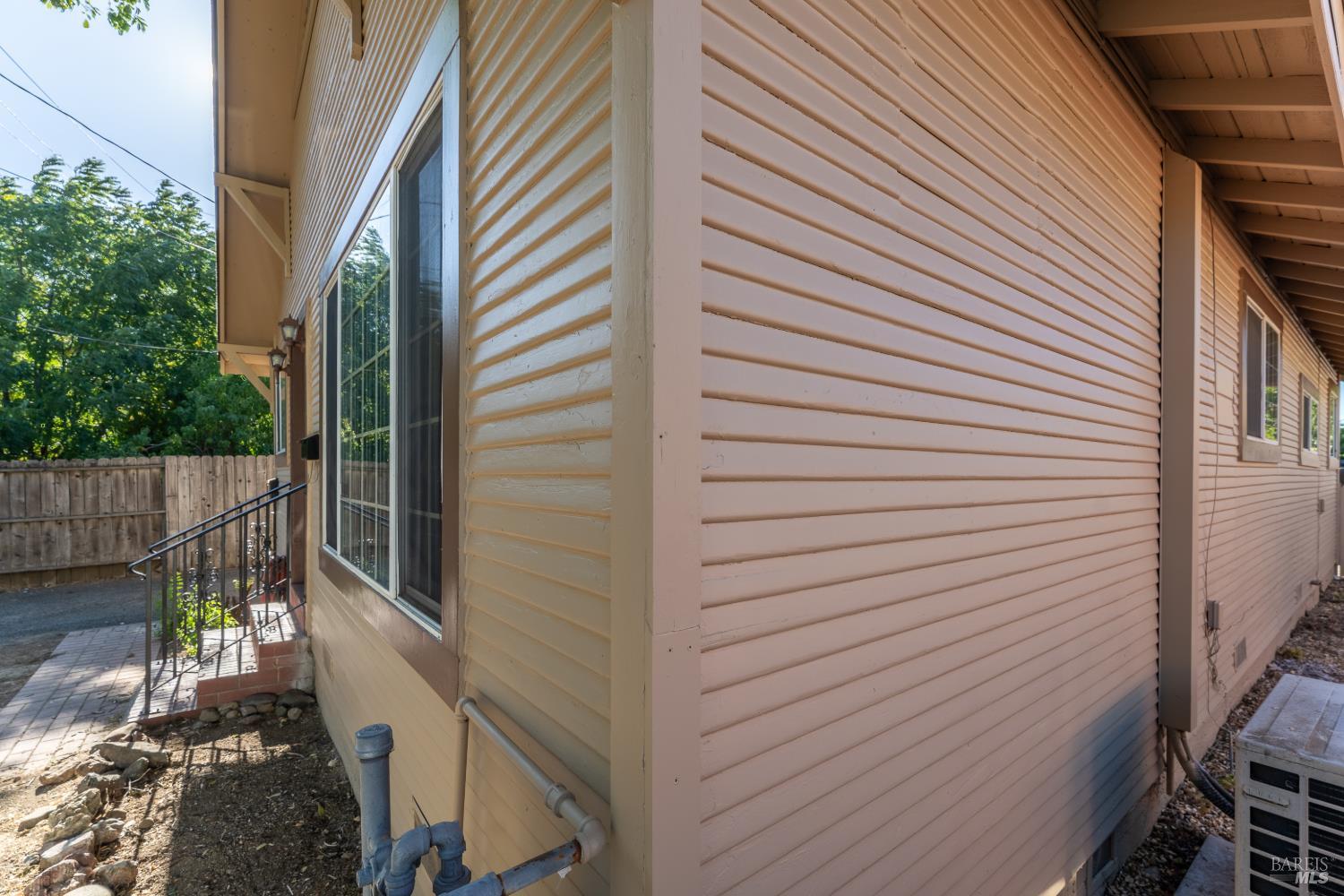 160 Gibson Street Ukiah CA 95482