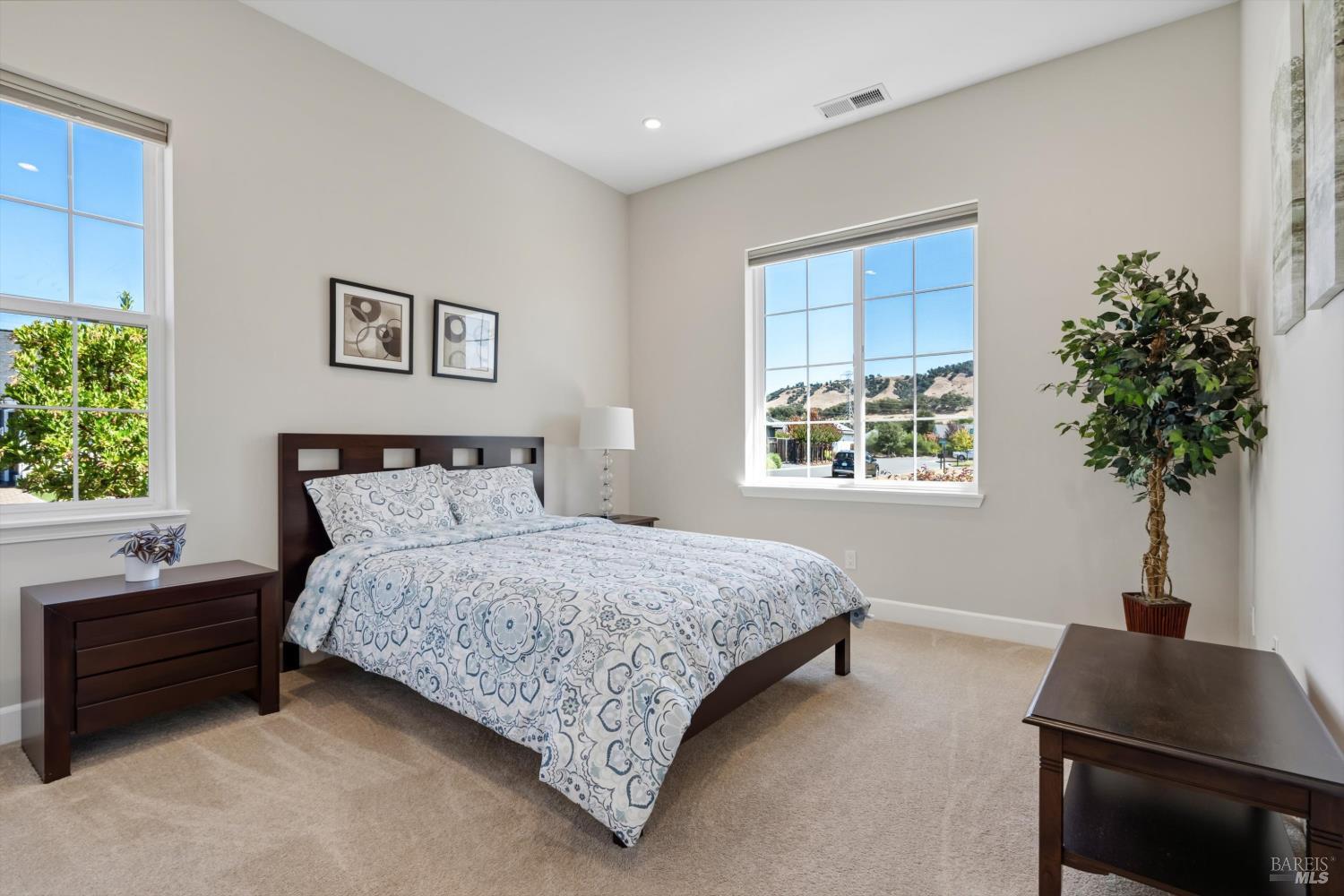99 Chelsea Drive Santa Rosa CA 95403