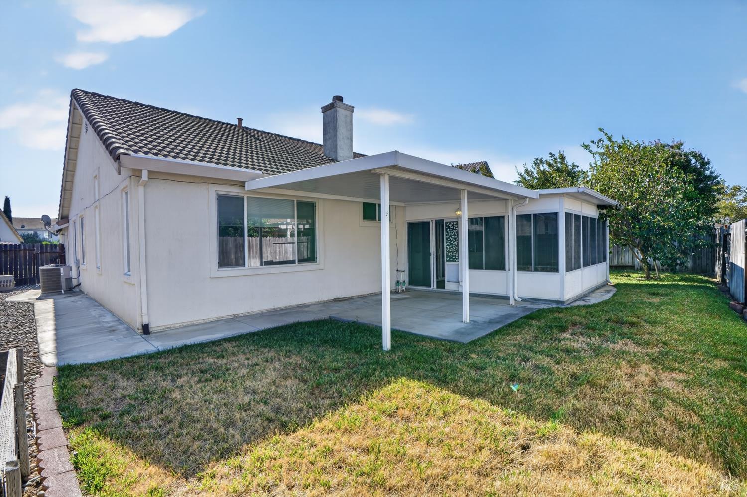 308 Perkins Court Suisun City CA 94585