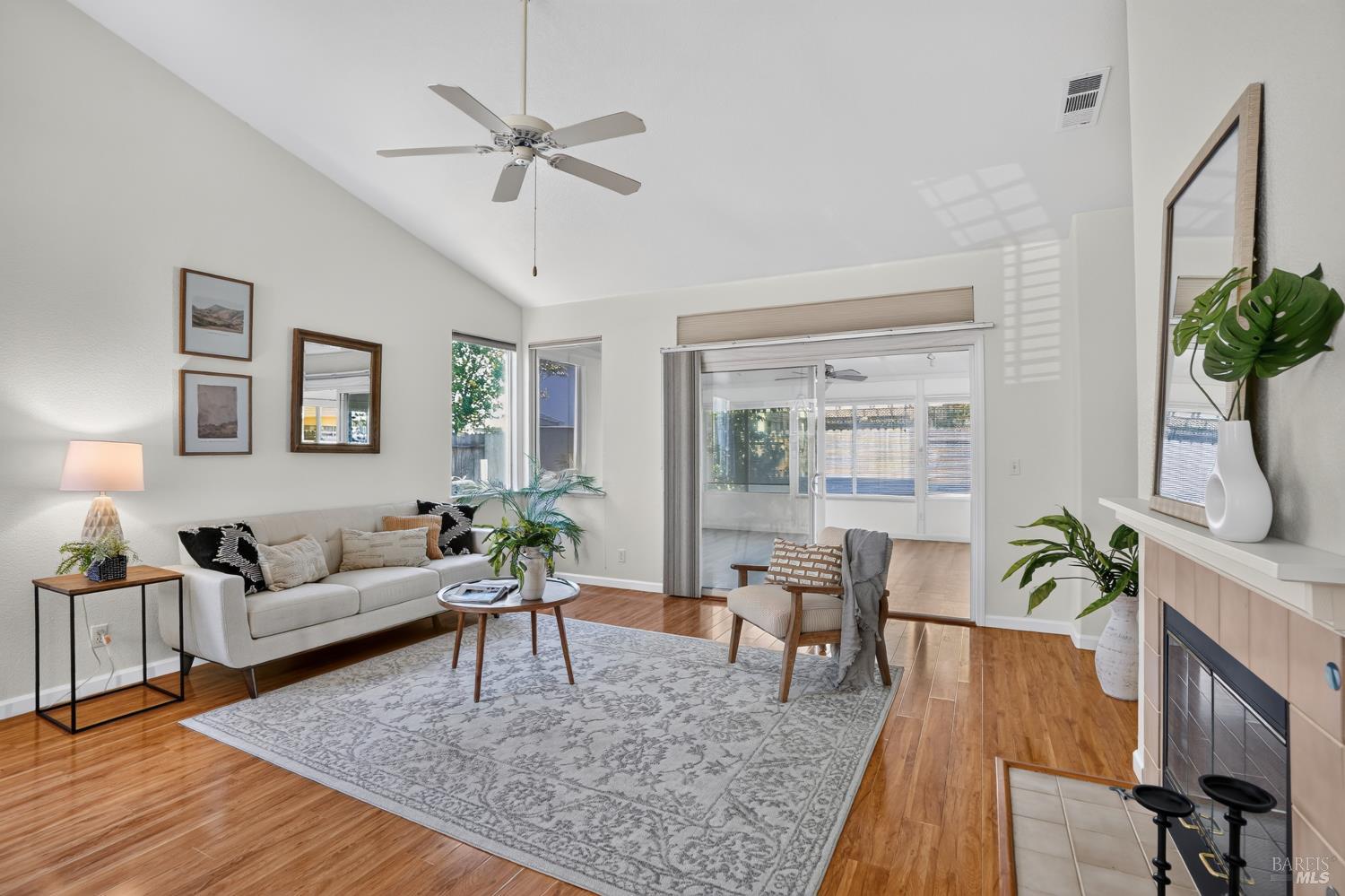 308 Perkins Court Suisun City CA 94585