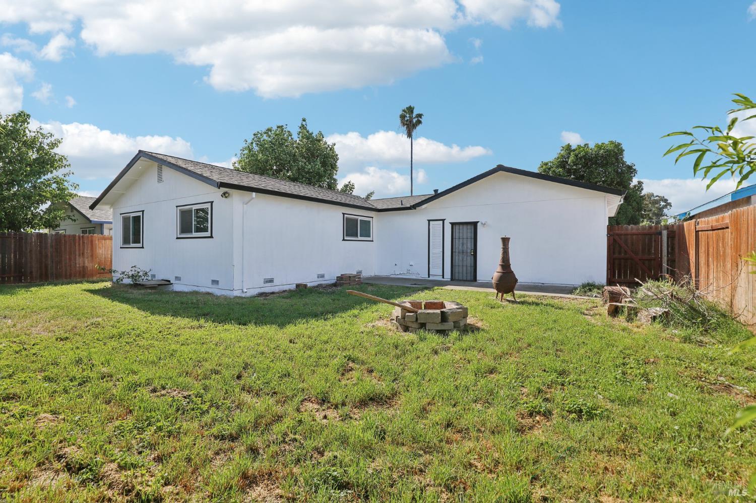 730 Park Drive Dixon CA 95620