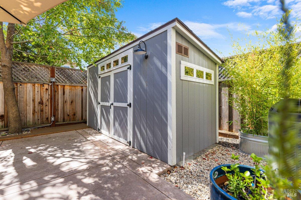 277 Bouquet Circle Windsor CA 95492