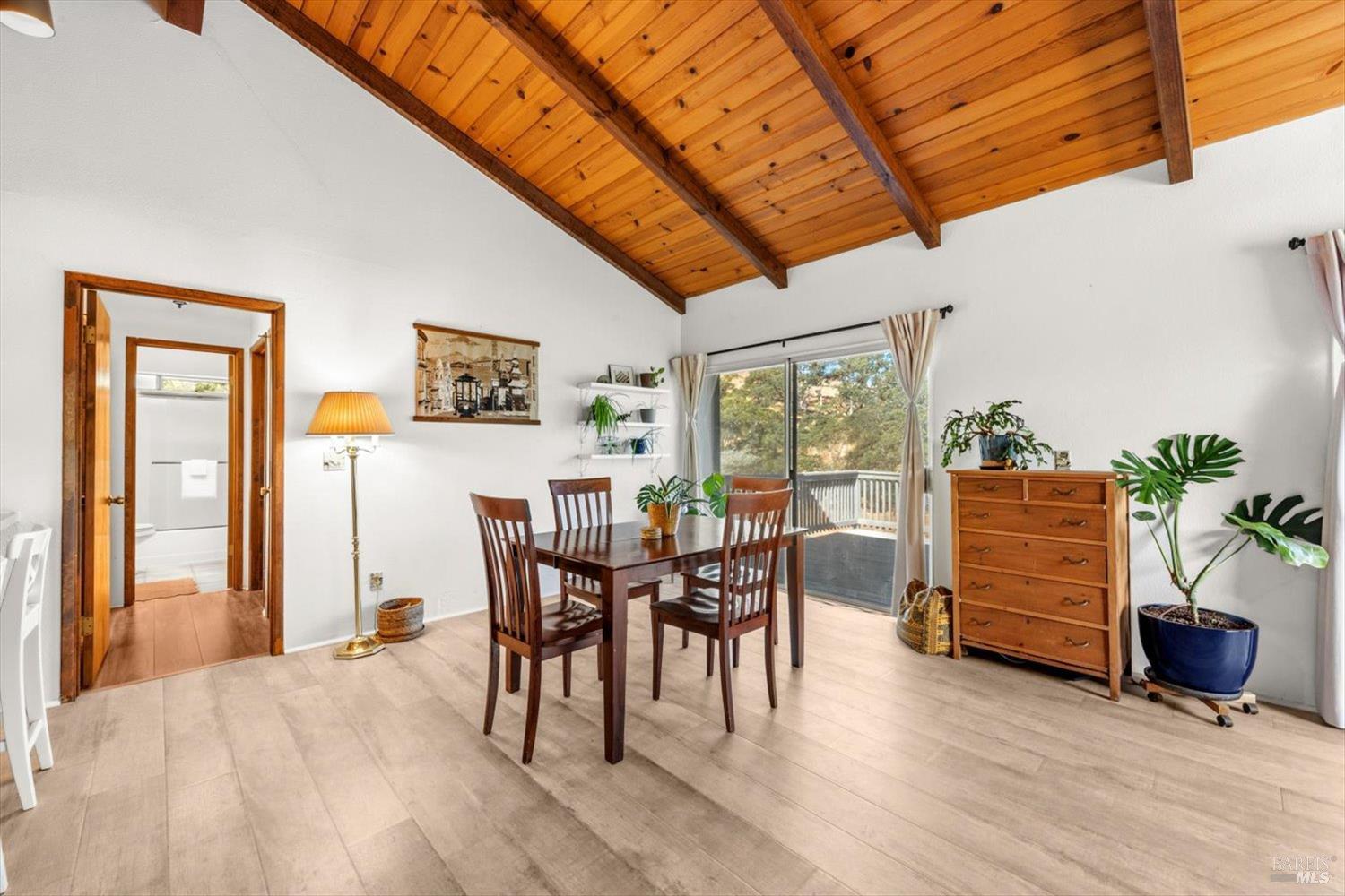 1001 Eastridge Drive Napa CA 94558