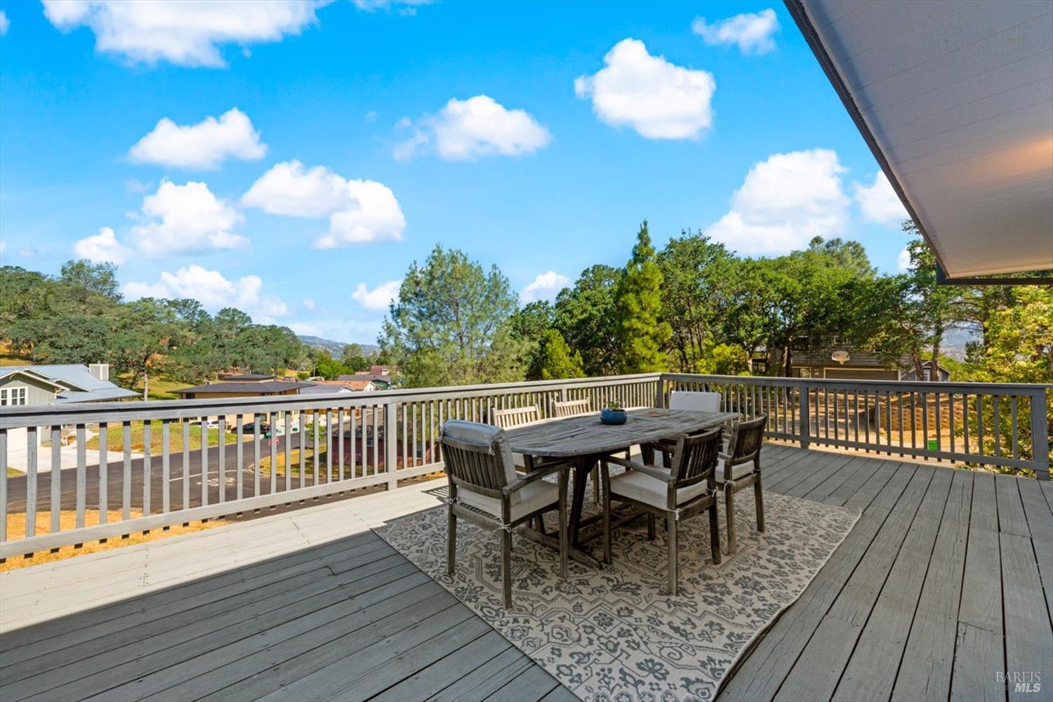 1001 Eastridge Drive Napa CA 94558