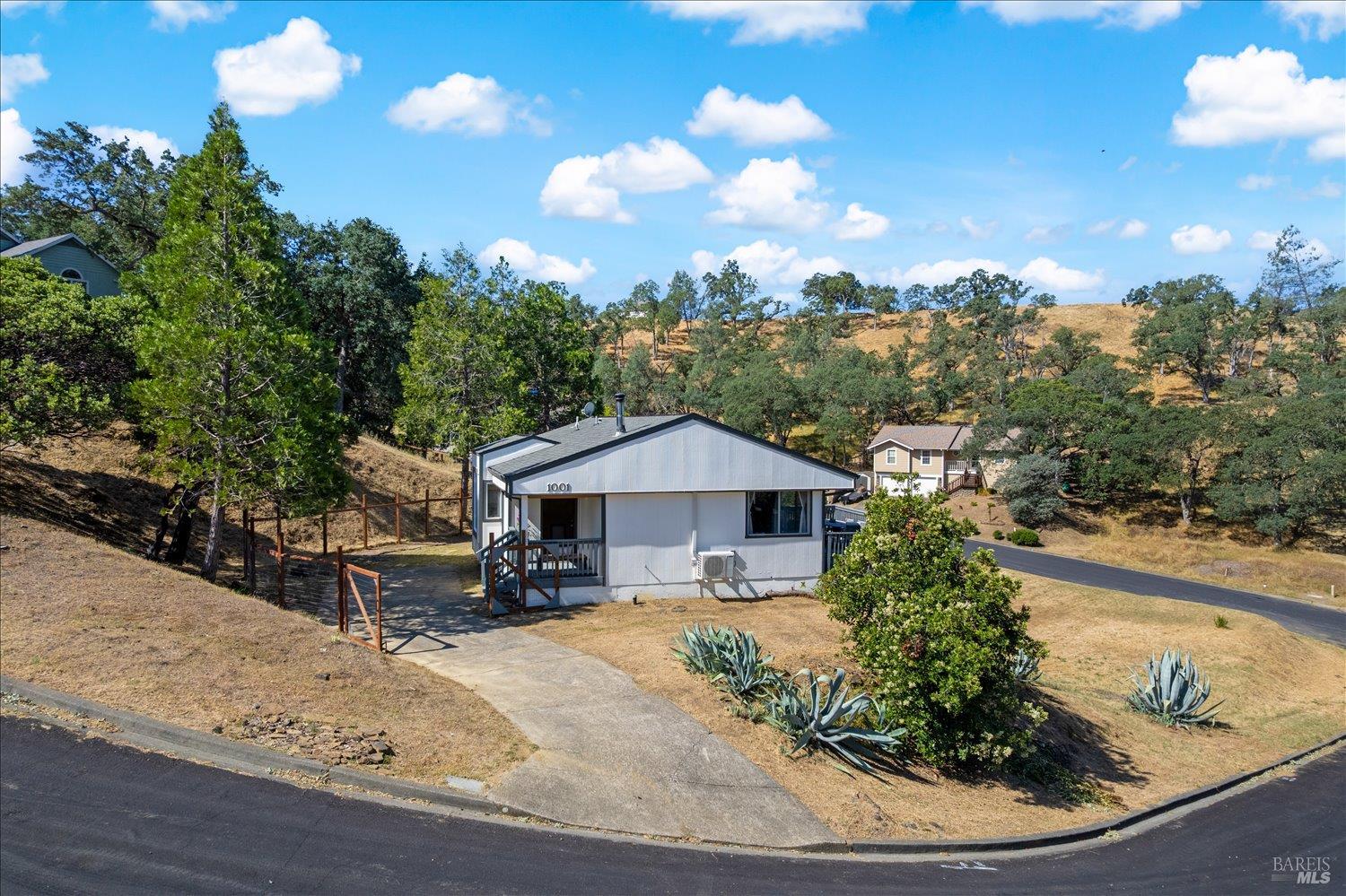 1001 Eastridge Drive Napa CA 94558