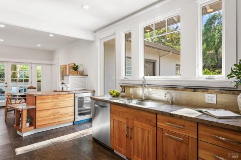 41 Sunnyside Avenue San Anselmo CA 94960