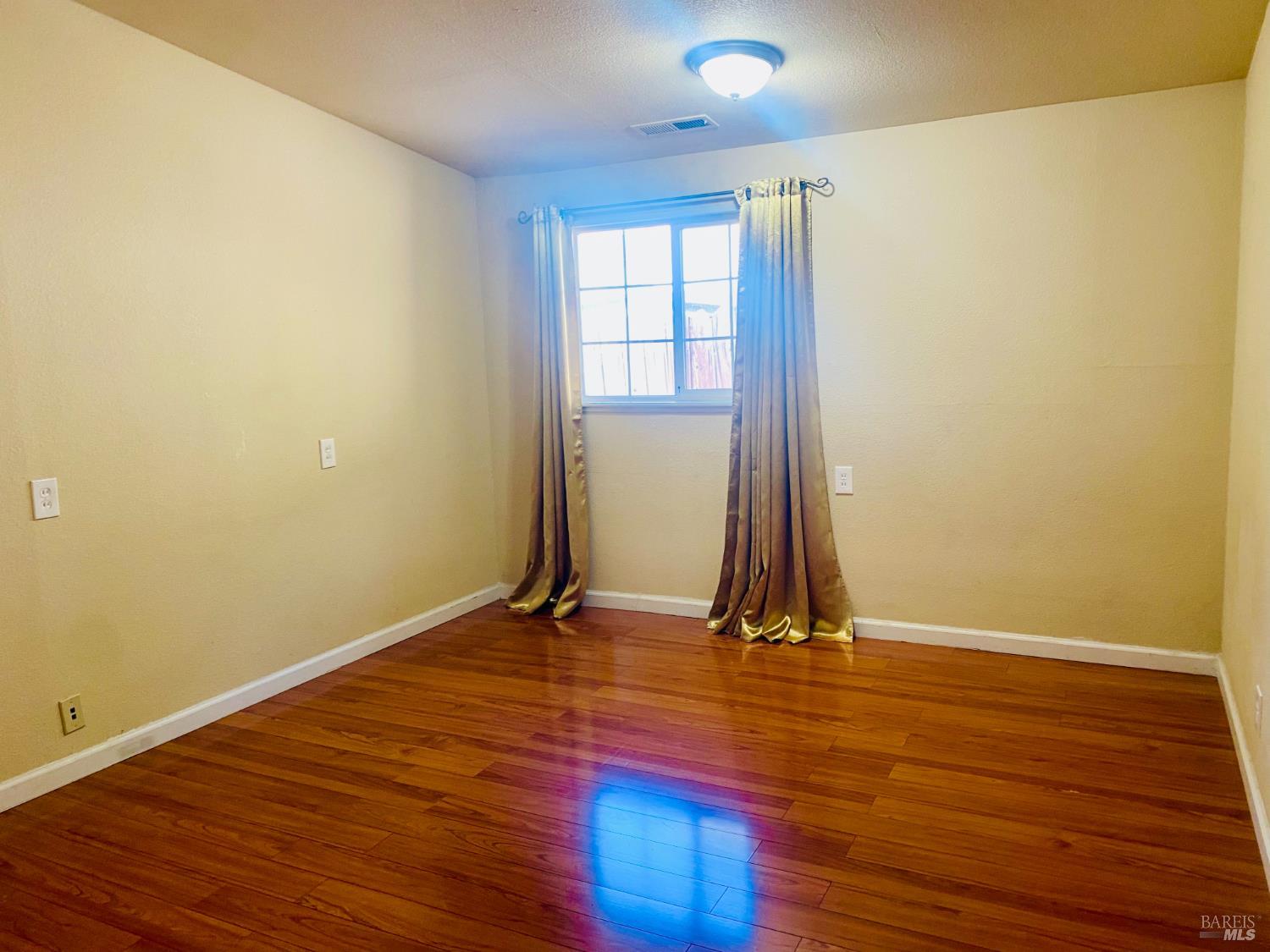 118 Empire Place Fairfield CA 94533