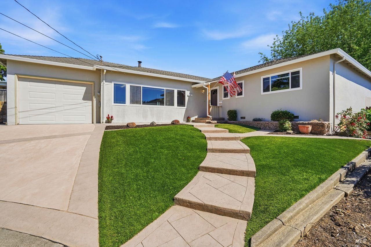 32 Colinda Drive Petaluma CA 94952