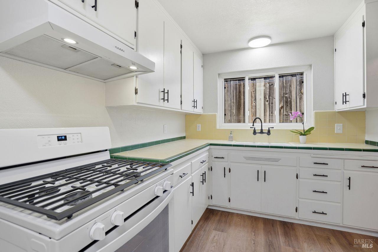 32 Colinda Drive Petaluma CA 94952