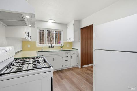 32 Colinda Drive Petaluma CA 94952