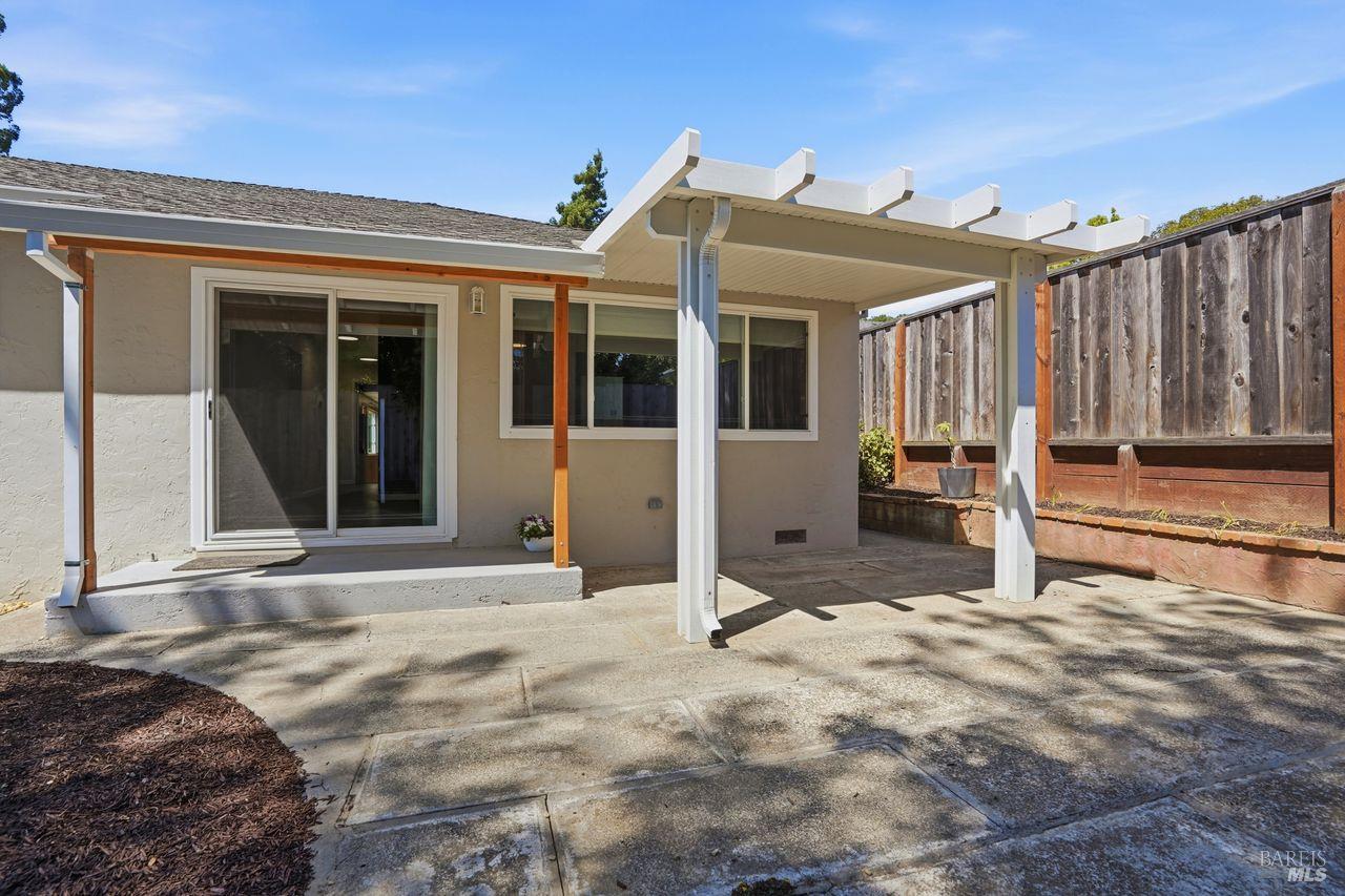 32 Colinda Drive Petaluma CA 94952
