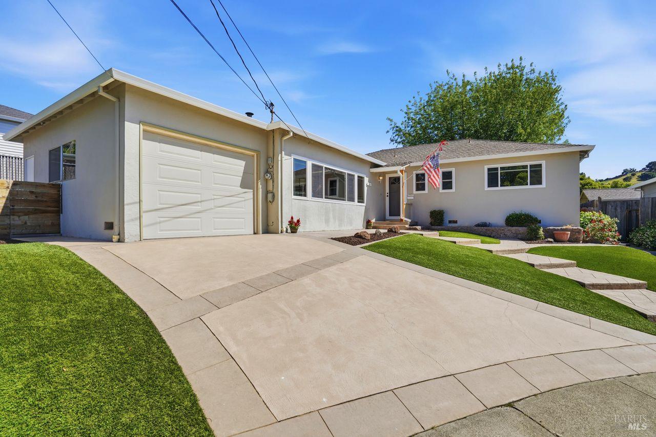 32 Colinda Drive Petaluma CA 94952