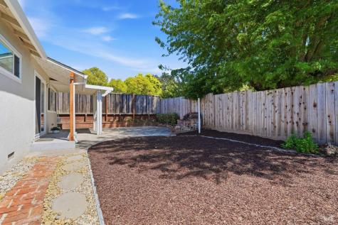32 Colinda Drive Petaluma CA 94952