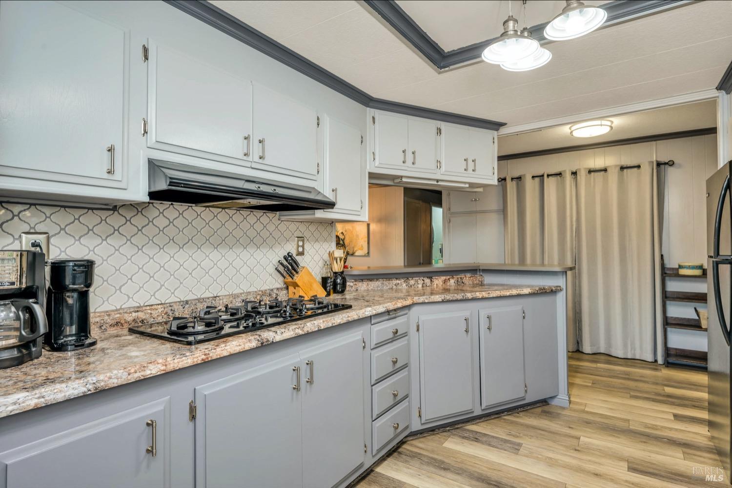 9859 Crestview Drive Clearlake CA 95422