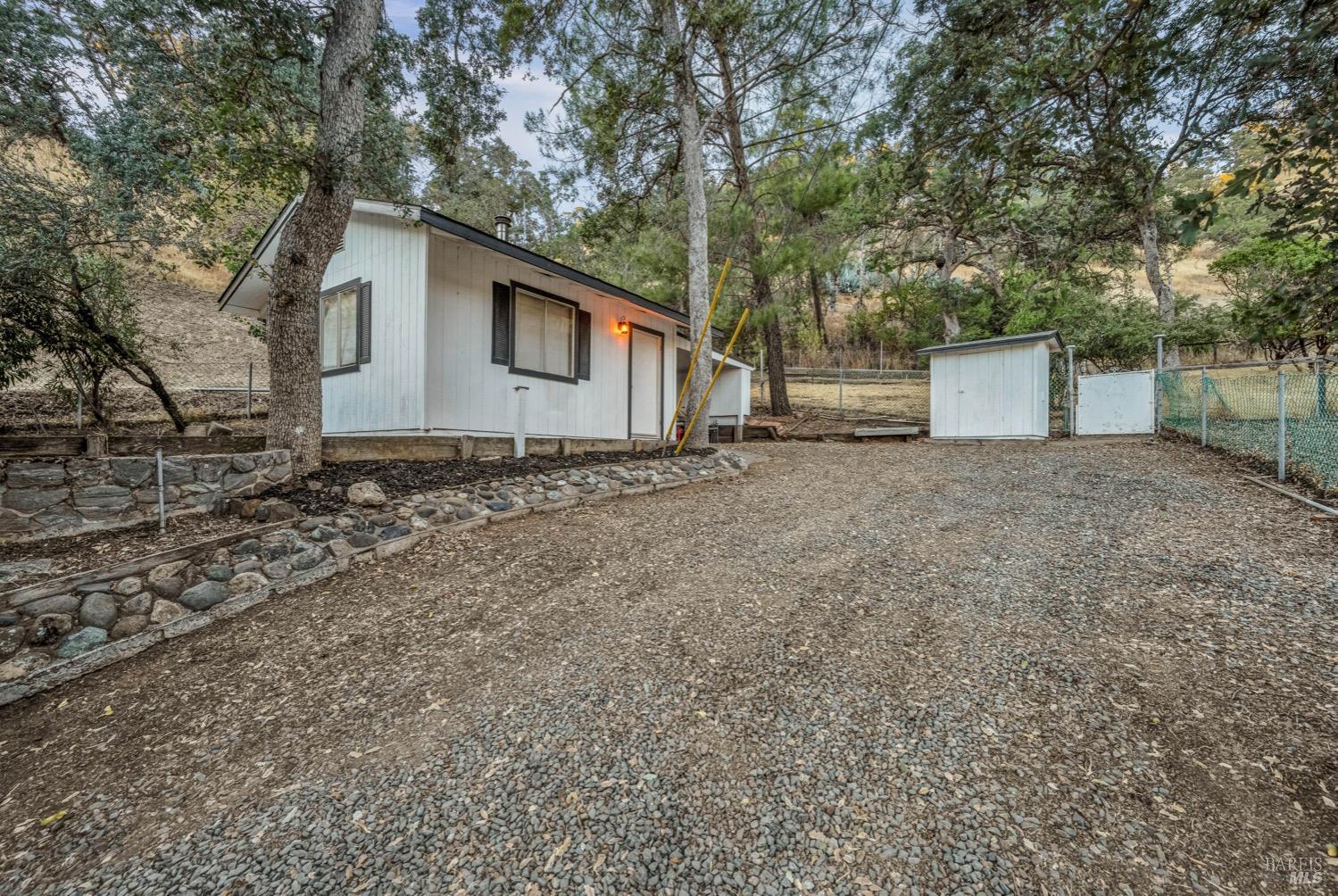 9859 Crestview Drive Clearlake CA 95422