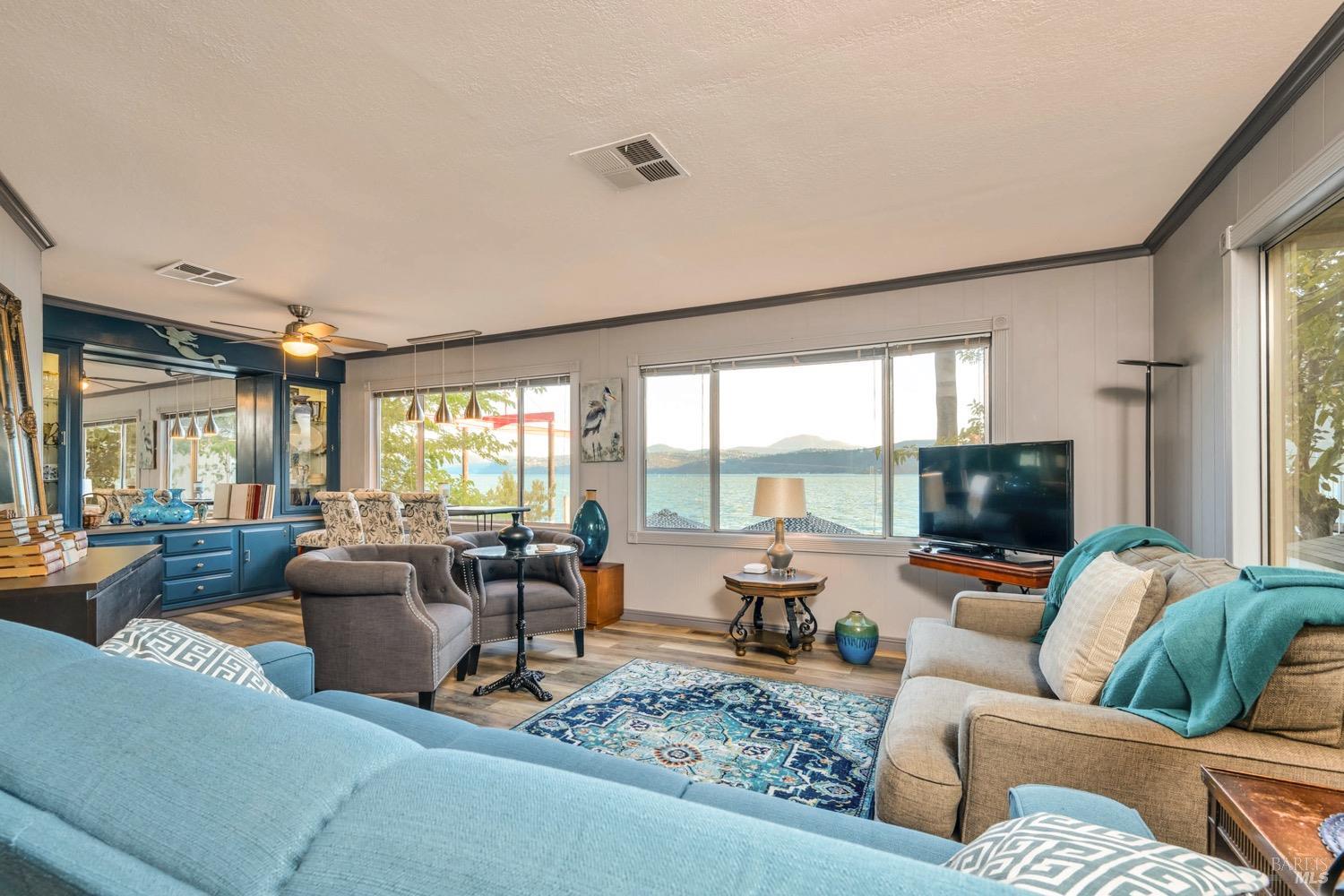 9859 Crestview Drive Clearlake CA 95422