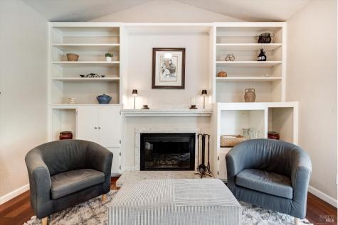 525 Oak Lake Avenue Santa Rosa CA 95409
