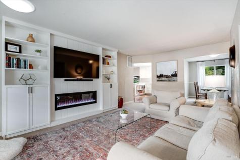 525 Oak Lake Avenue Santa Rosa CA 95409