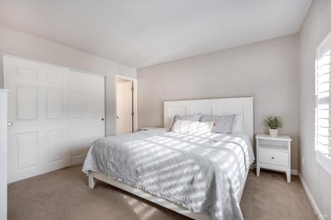525 Oak Lake Avenue Santa Rosa CA 95409