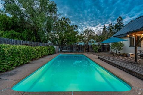 525 Oak Lake Avenue Santa Rosa CA 95409