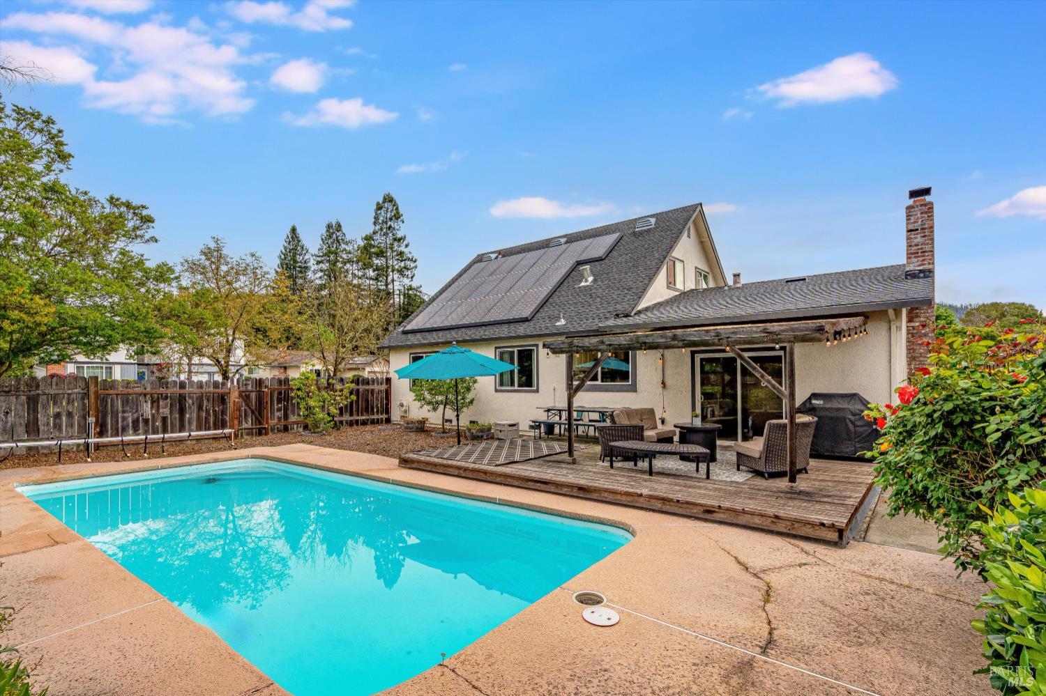 525 Oak Lake Avenue Santa Rosa CA 95409