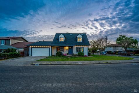 525 Oak Lake Avenue Santa Rosa CA 95409