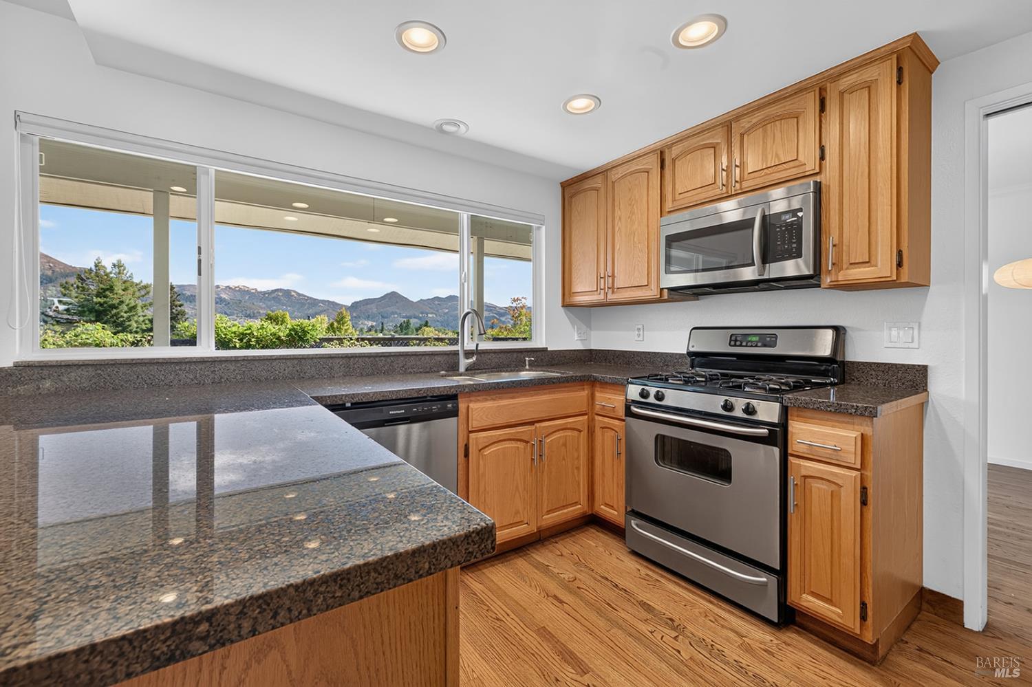 416 Oak Vista Drive Santa Rosa CA 95409