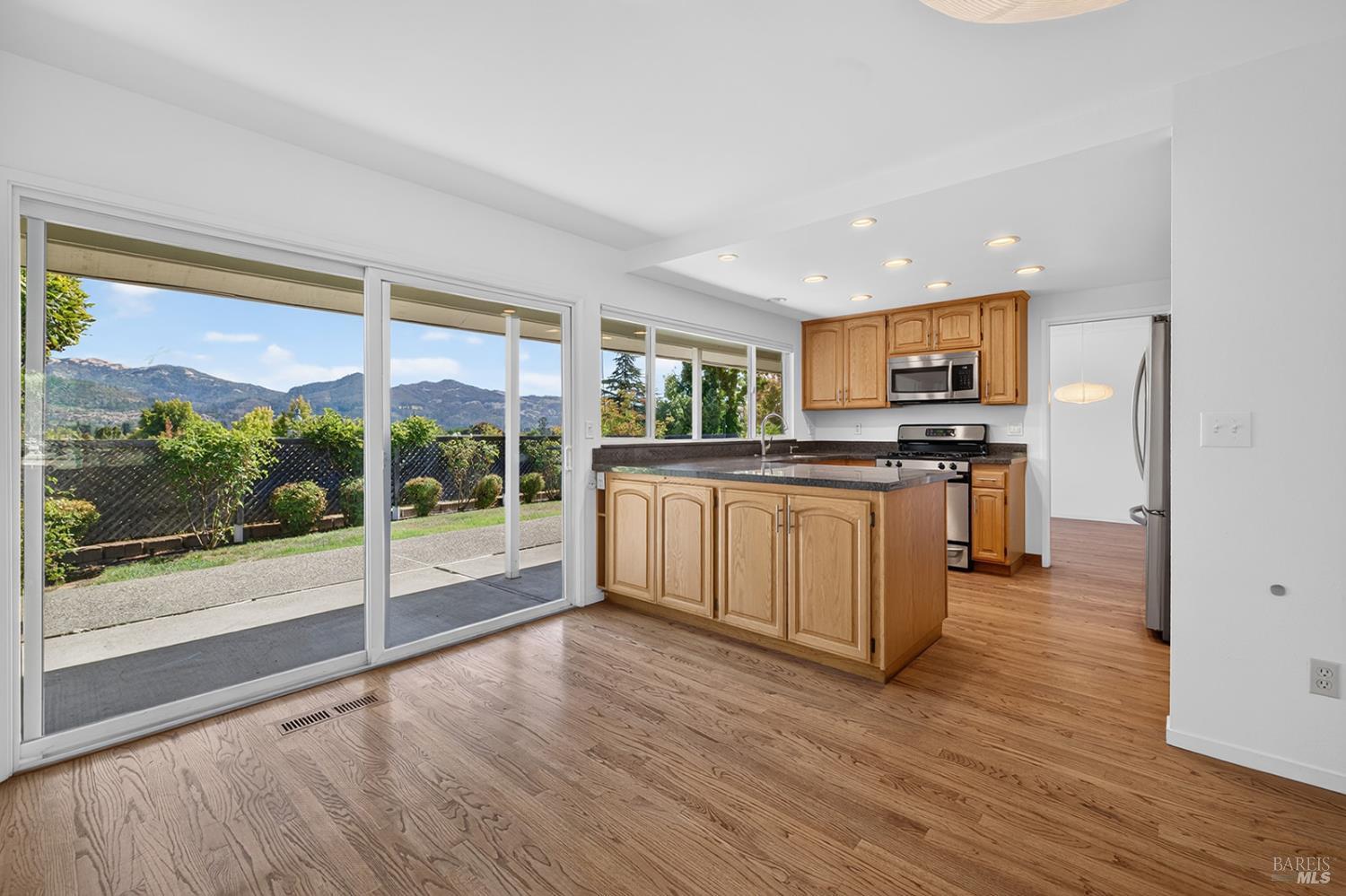 416 Oak Vista Drive Santa Rosa CA 95409