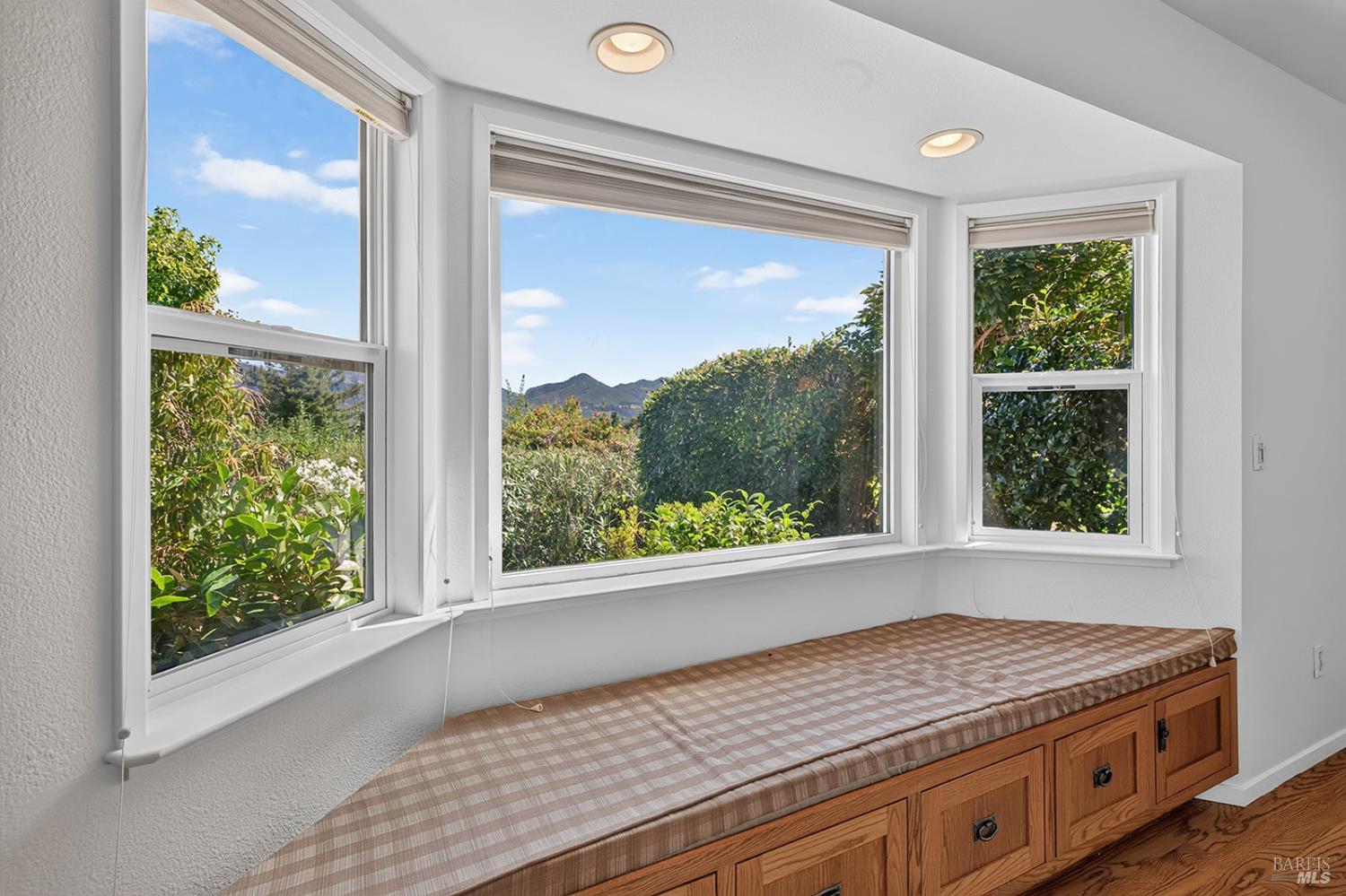 416 Oak Vista Drive Santa Rosa CA 95409