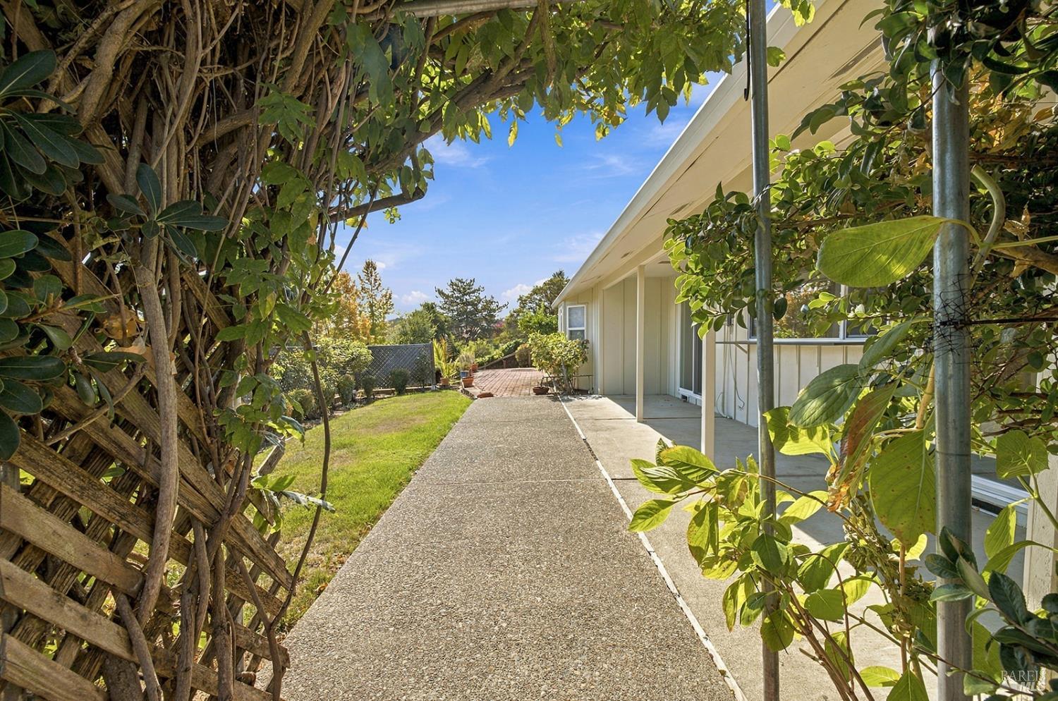 416 Oak Vista Drive Santa Rosa CA 95409