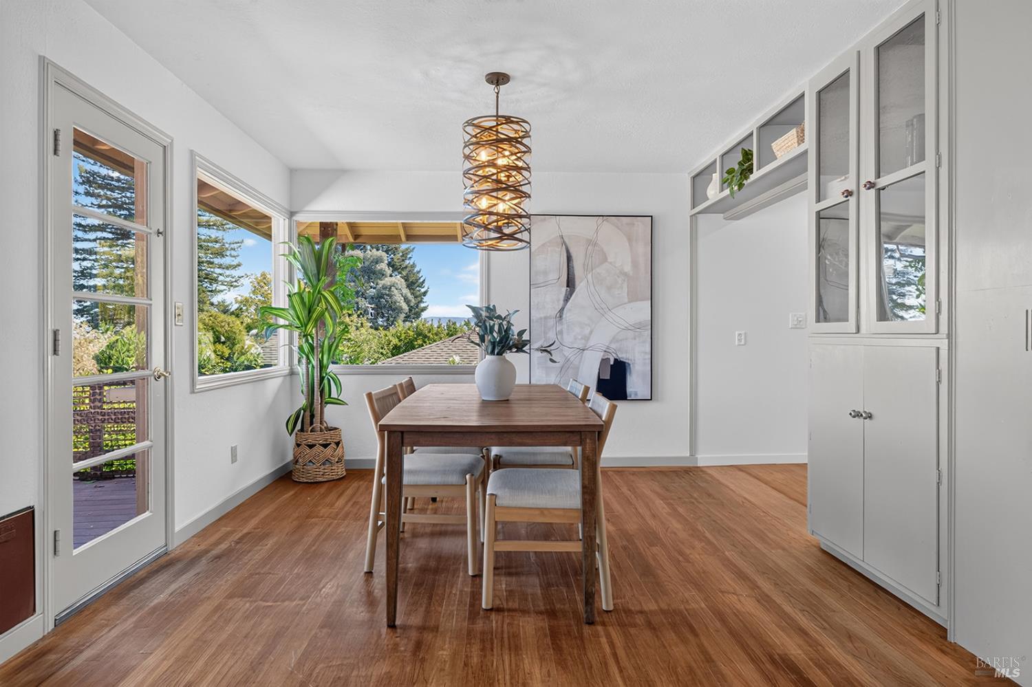 7180 Evan Avenue Sebastopol CA 95472
