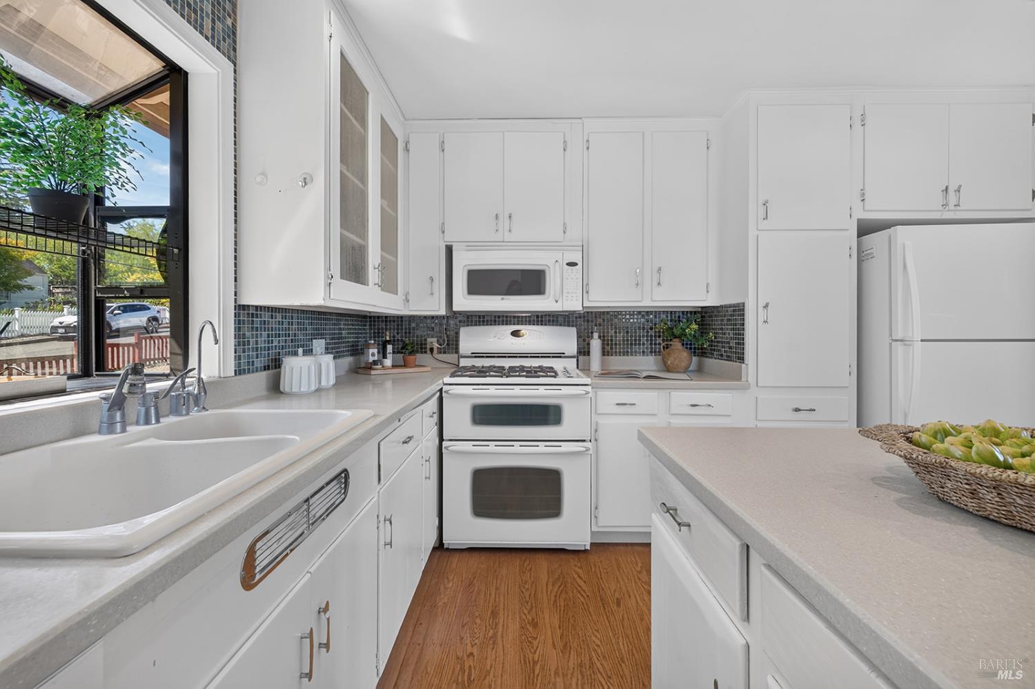 7180 Evan Avenue Sebastopol CA 95472