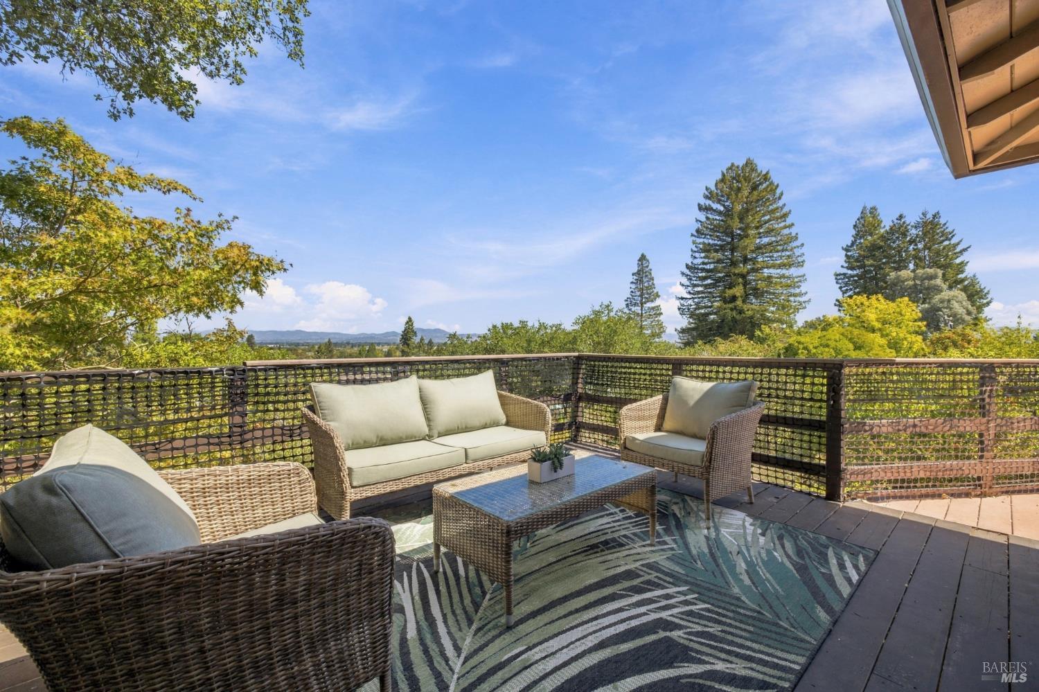 7180 Evan Avenue Sebastopol CA 95472
